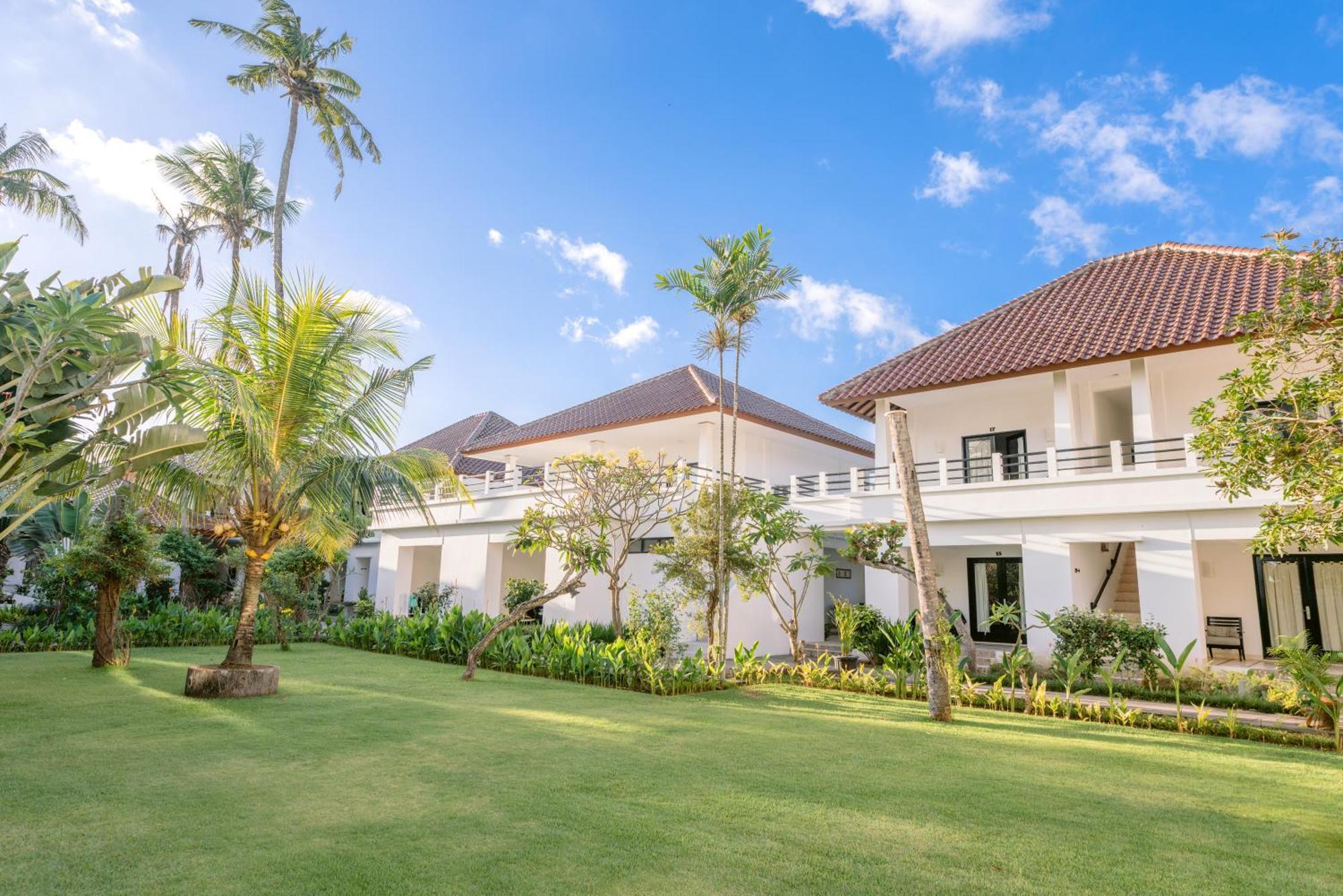 Legong Keraton Beach Hotel Canggu Zewnętrze zdjęcie