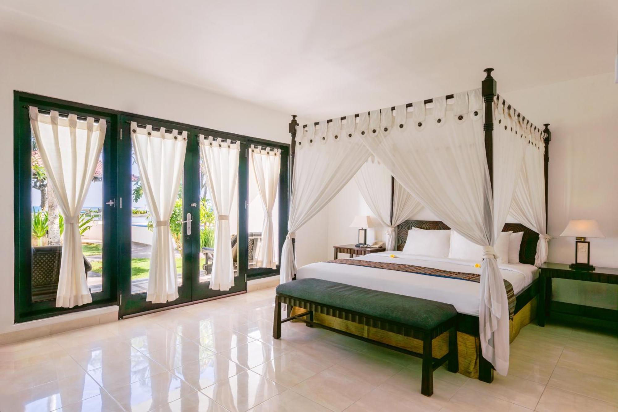 Legong Keraton Beach Hotel Canggu Zewnętrze zdjęcie