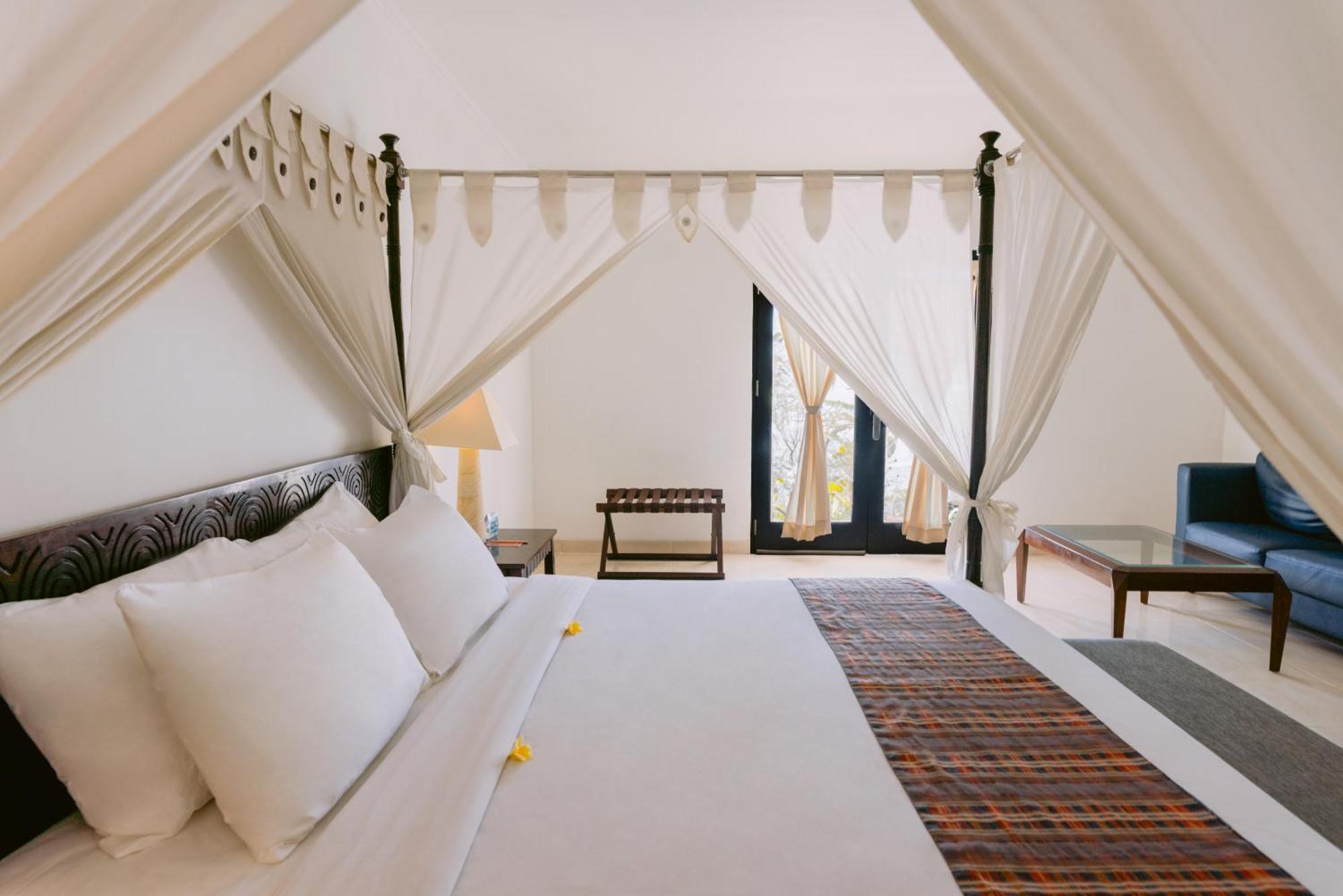Legong Keraton Beach Hotel Canggu Zewnętrze zdjęcie