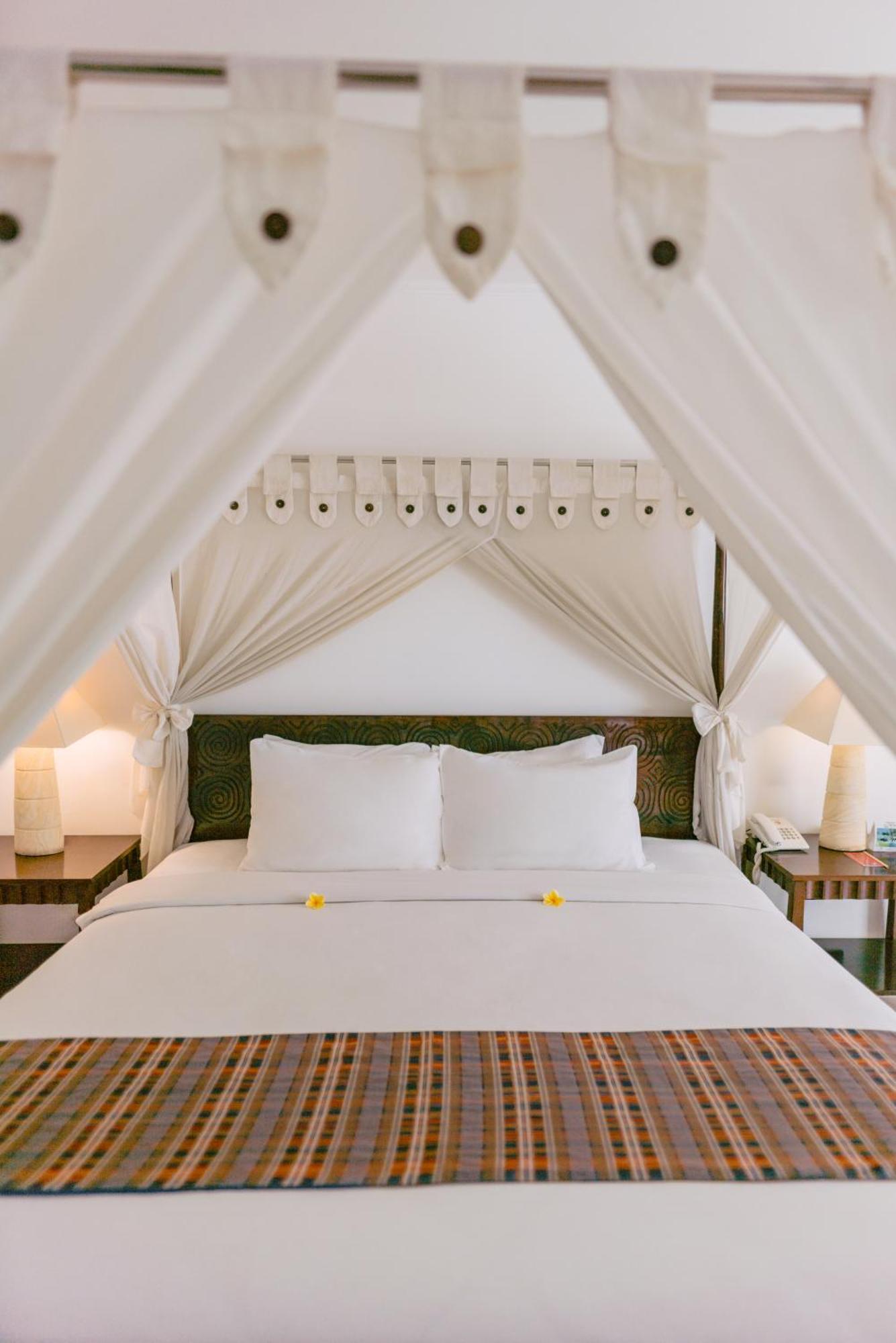 Legong Keraton Beach Hotel Canggu Zewnętrze zdjęcie