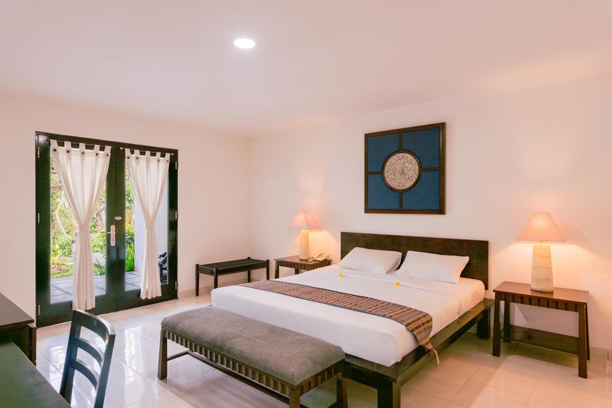 Legong Keraton Beach Hotel Canggu Zewnętrze zdjęcie