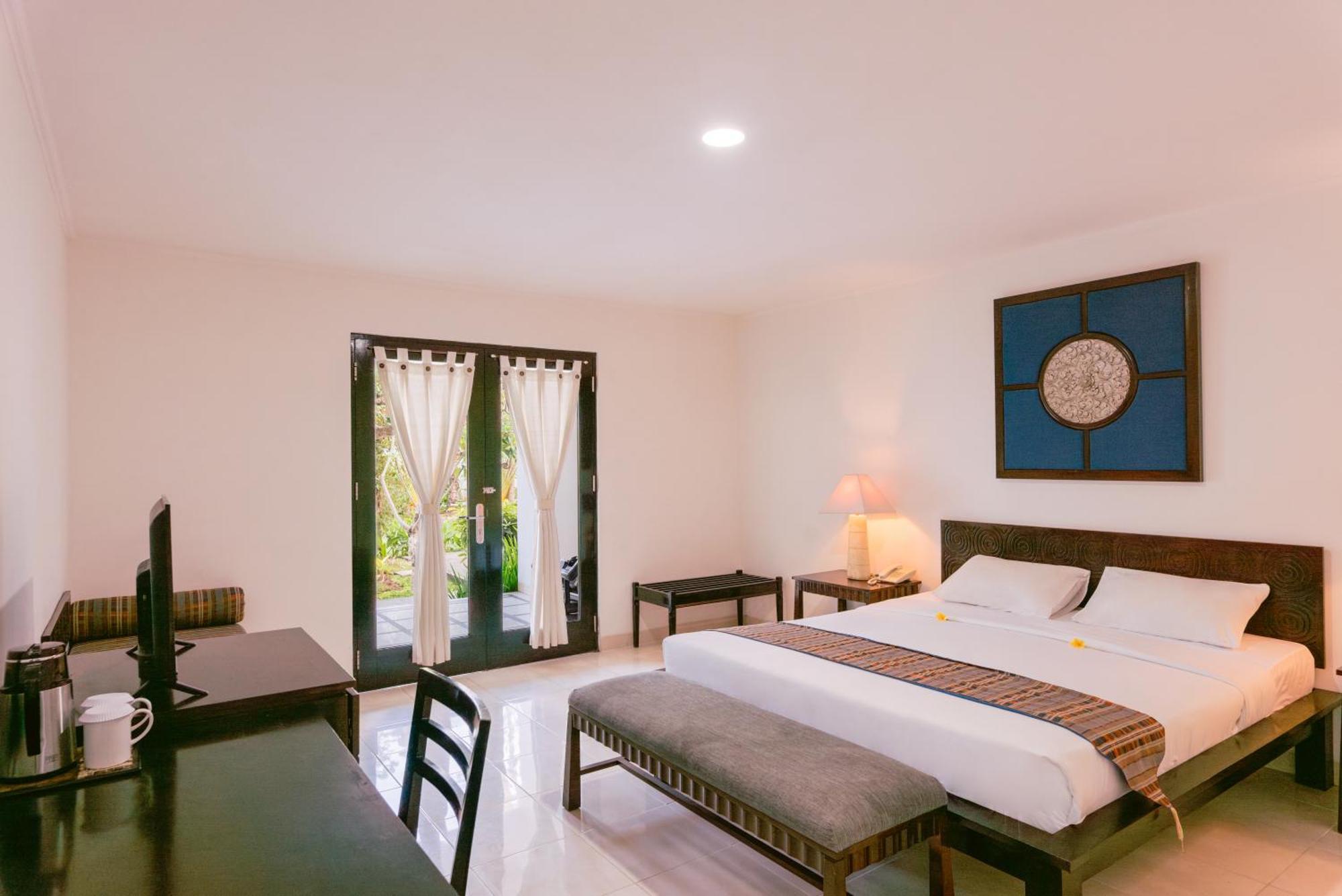 Legong Keraton Beach Hotel Canggu Zewnętrze zdjęcie