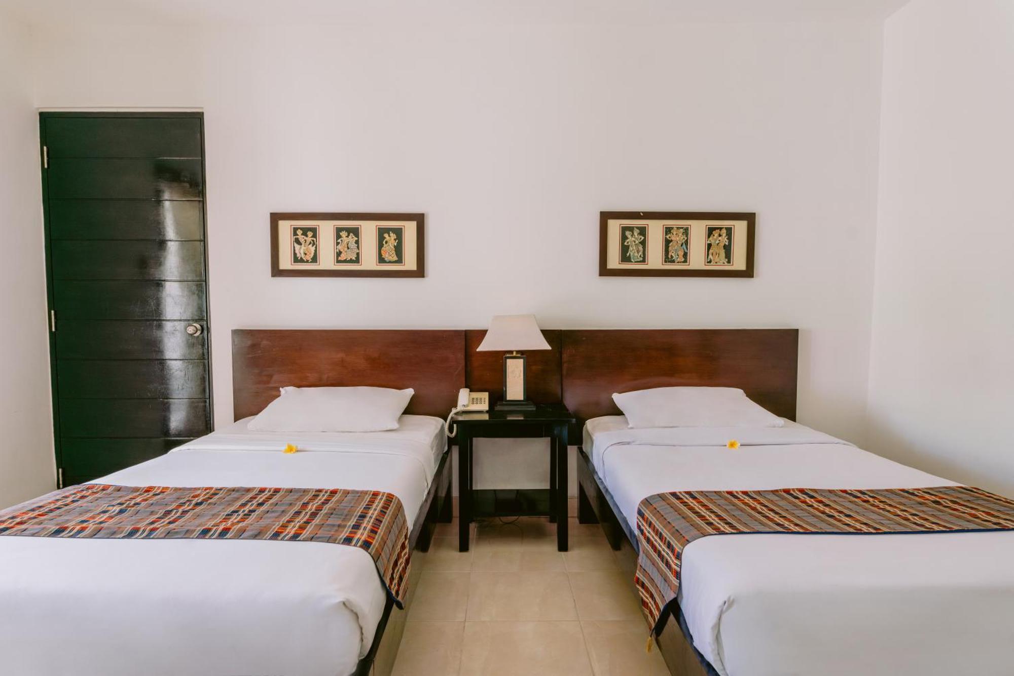 Legong Keraton Beach Hotel Canggu Zewnętrze zdjęcie