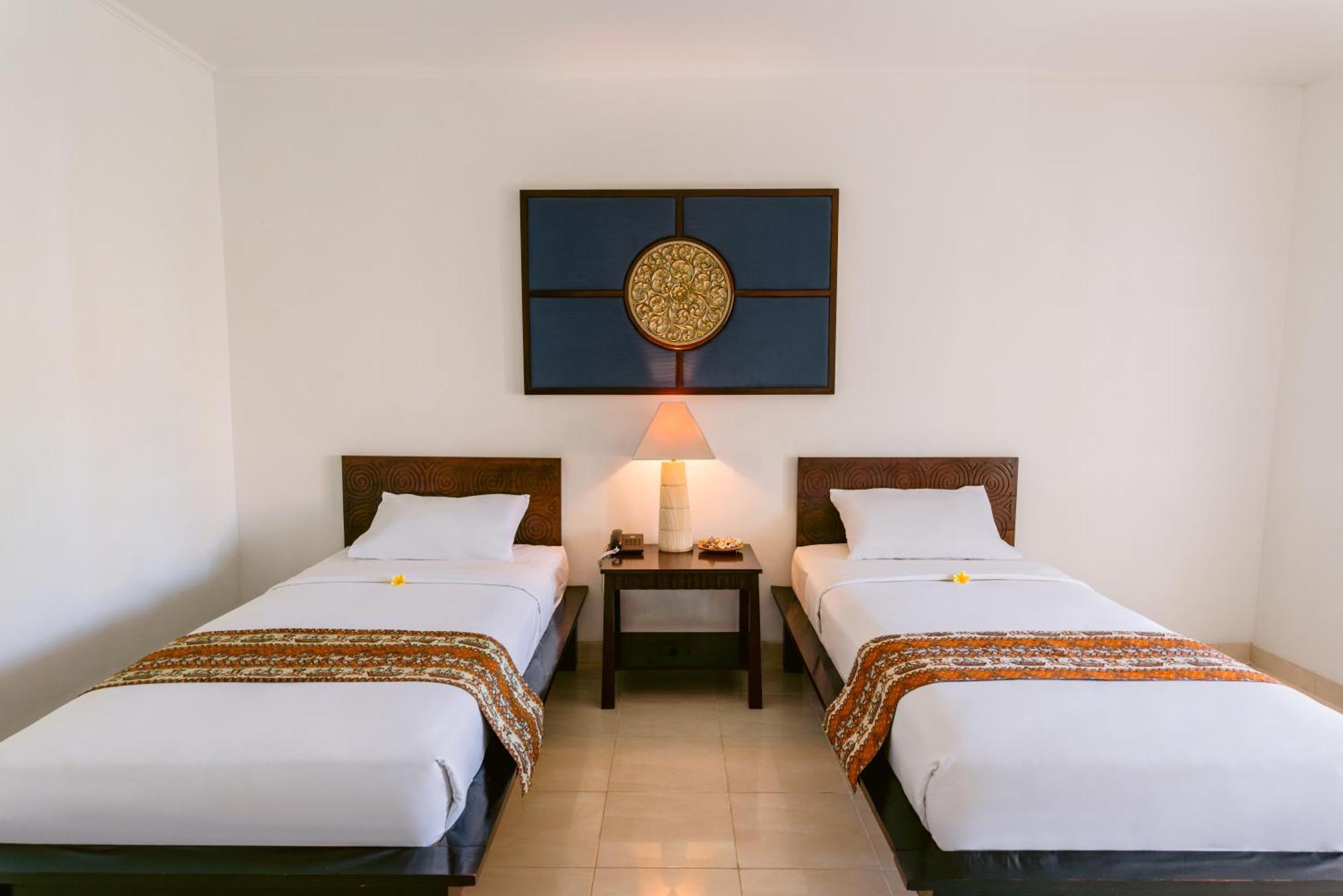 Legong Keraton Beach Hotel Canggu Zewnętrze zdjęcie