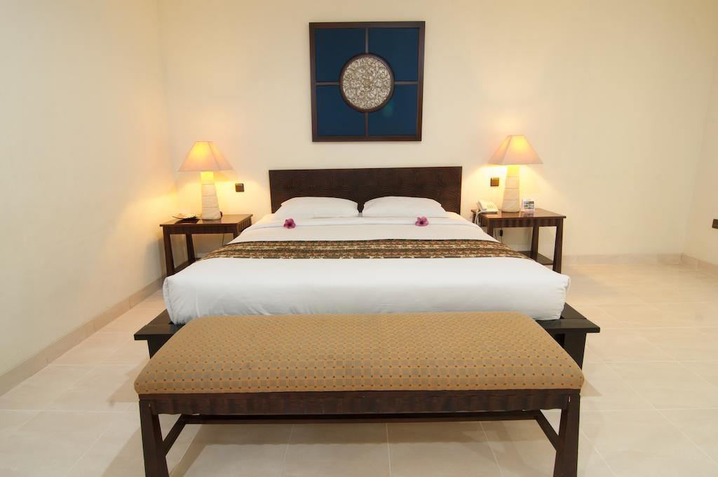 Legong Keraton Beach Hotel Canggu Zewnętrze zdjęcie